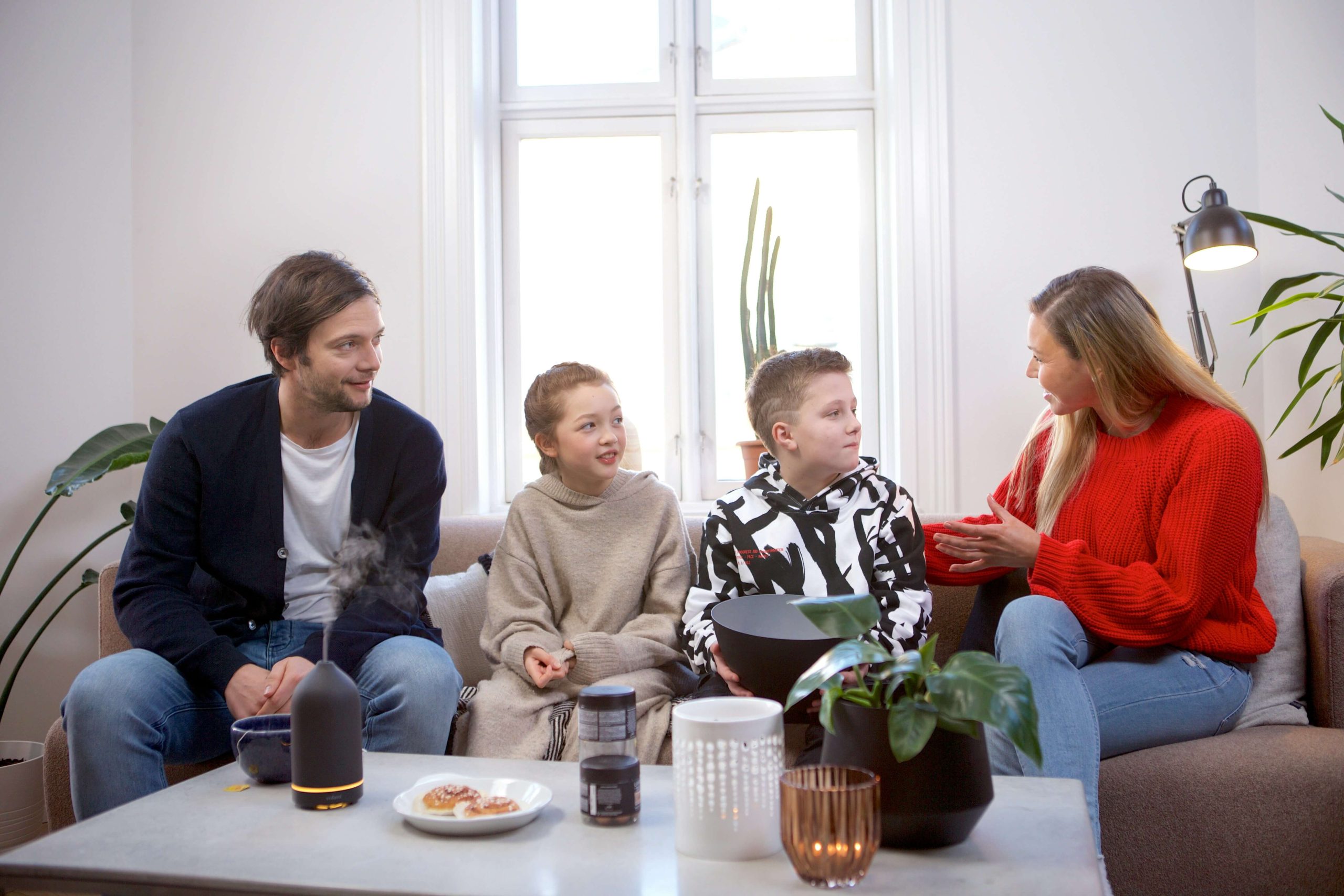 volant-D4d0dCYpFdw-unsplash (1) family therapy